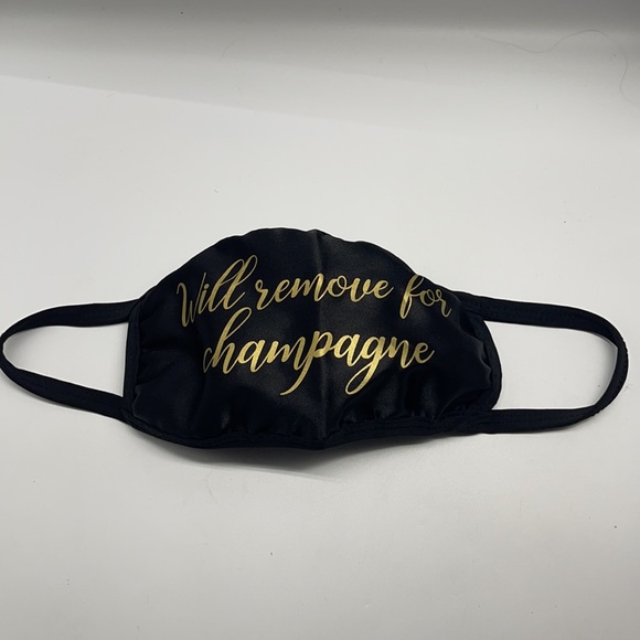 NWT Berry Bow Knot Headband & Face Mask Set - Picture 2 of 4